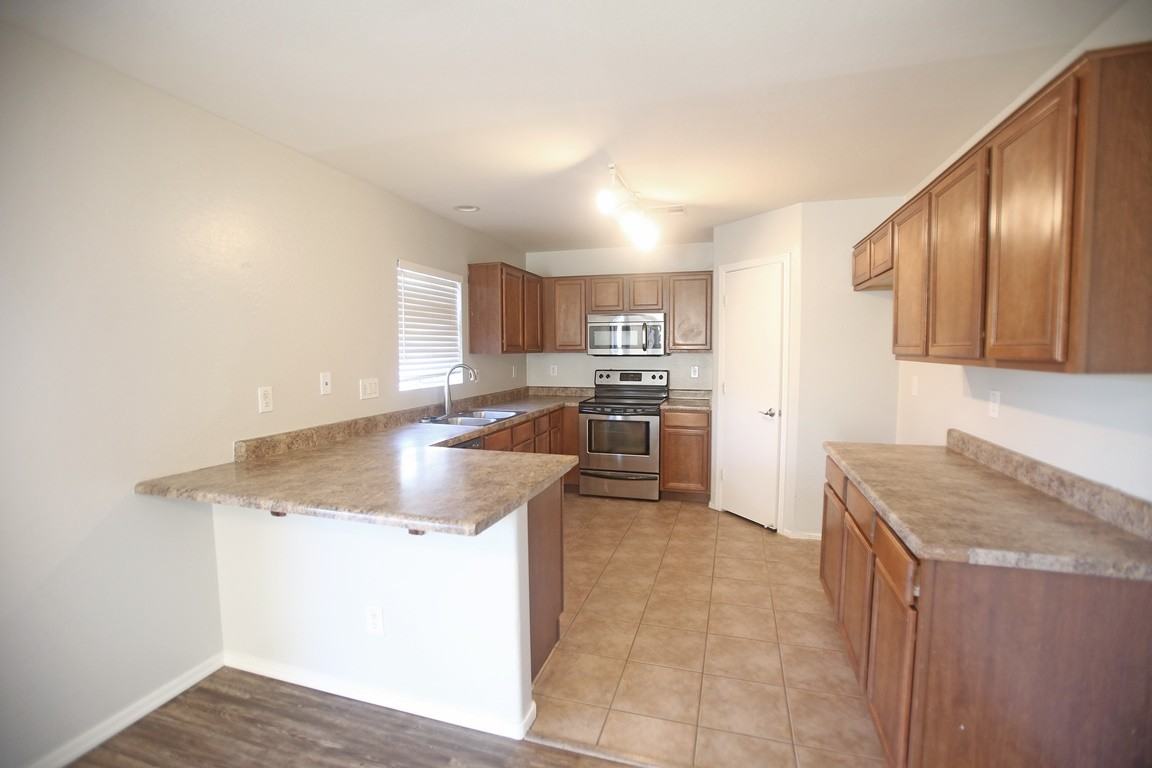 1072 S 166th Dr - Photo 6 of 24