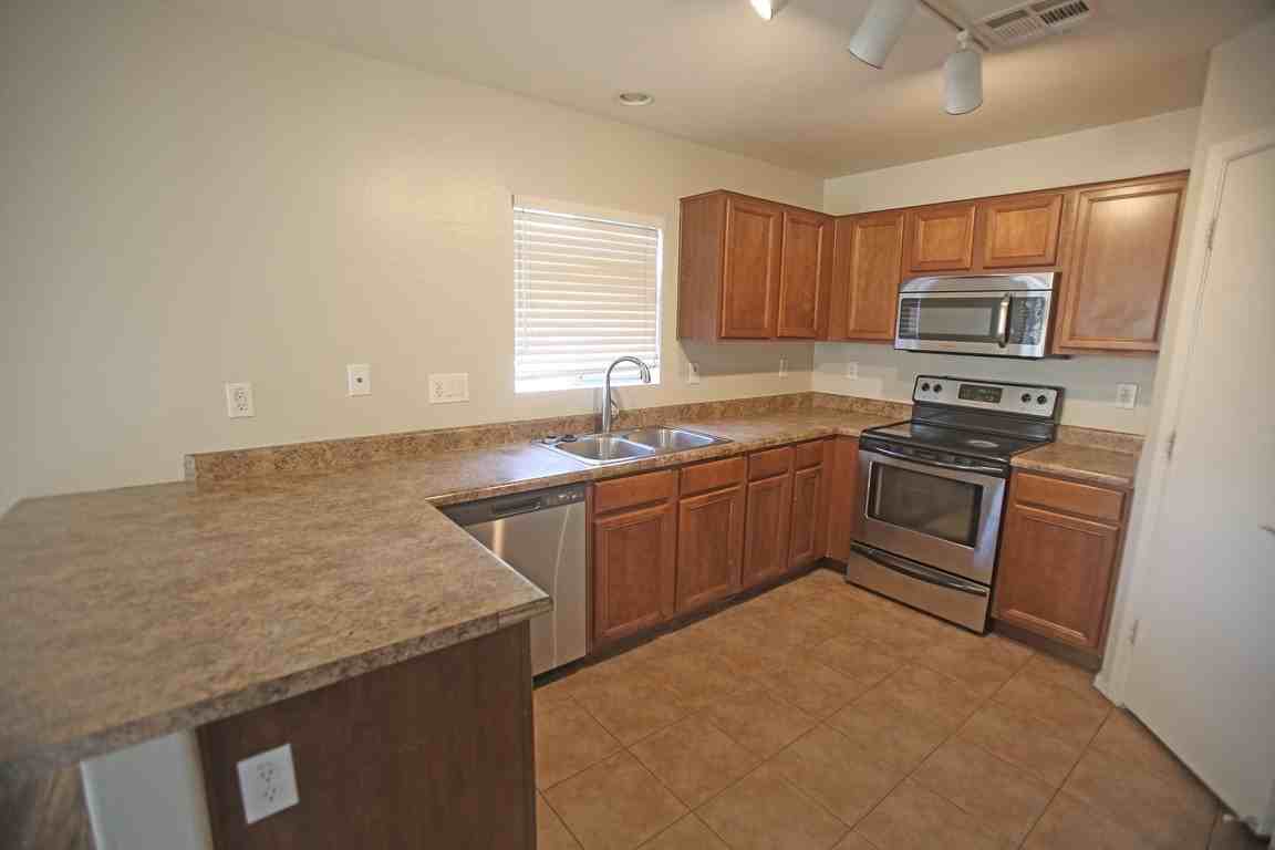 1072 S 166th Dr - Photo 7 of 24