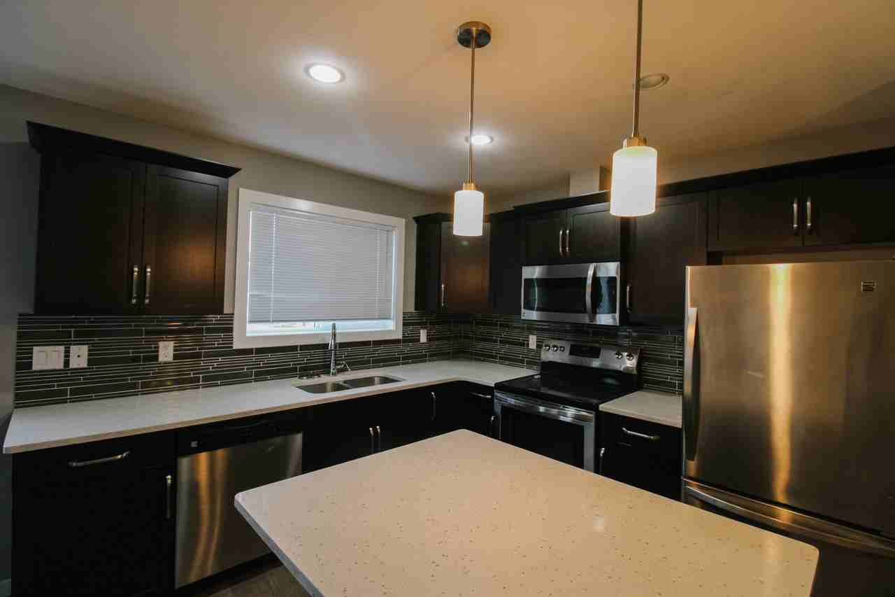 6 Keystone Terr W - Photo 3 of 16