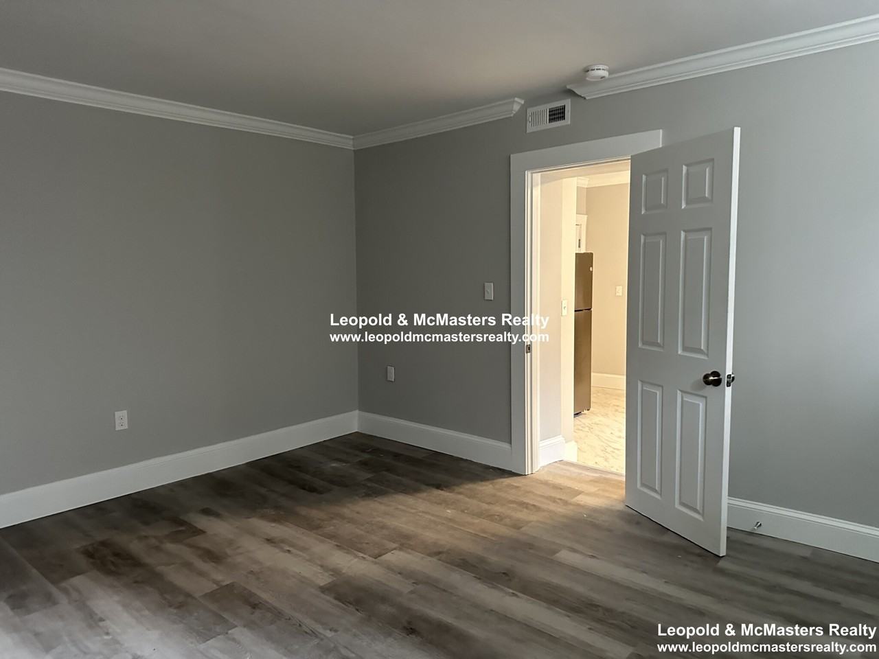 94 Longwood Ave #A - Photo 4 of 16