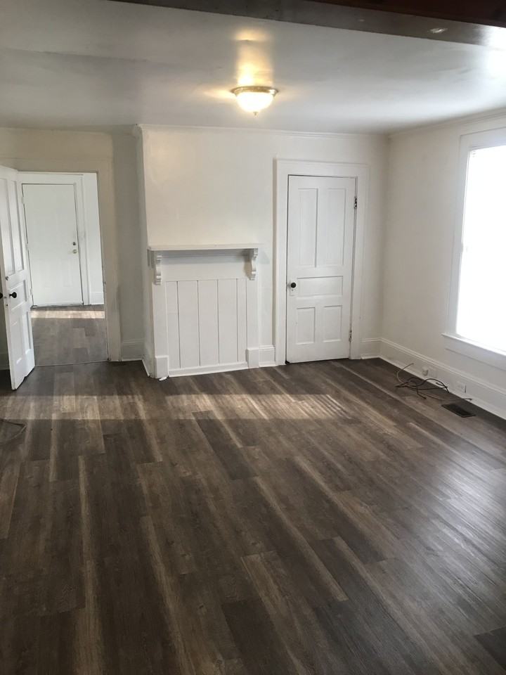 1111 North George Street - Photo 2 of 13