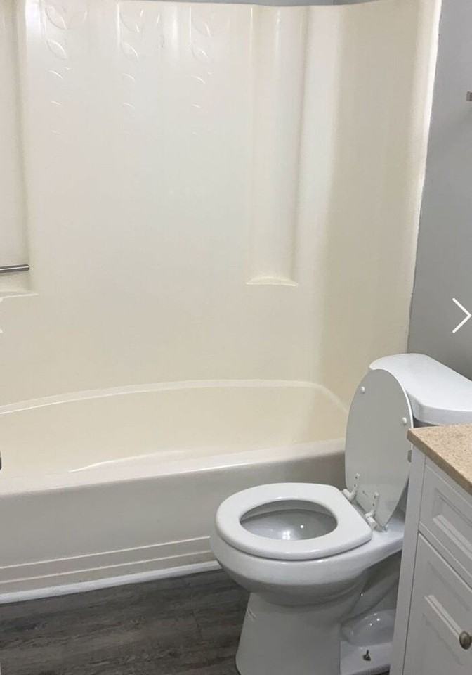 206 Henderson Cir #79 - Photo 2 of 4