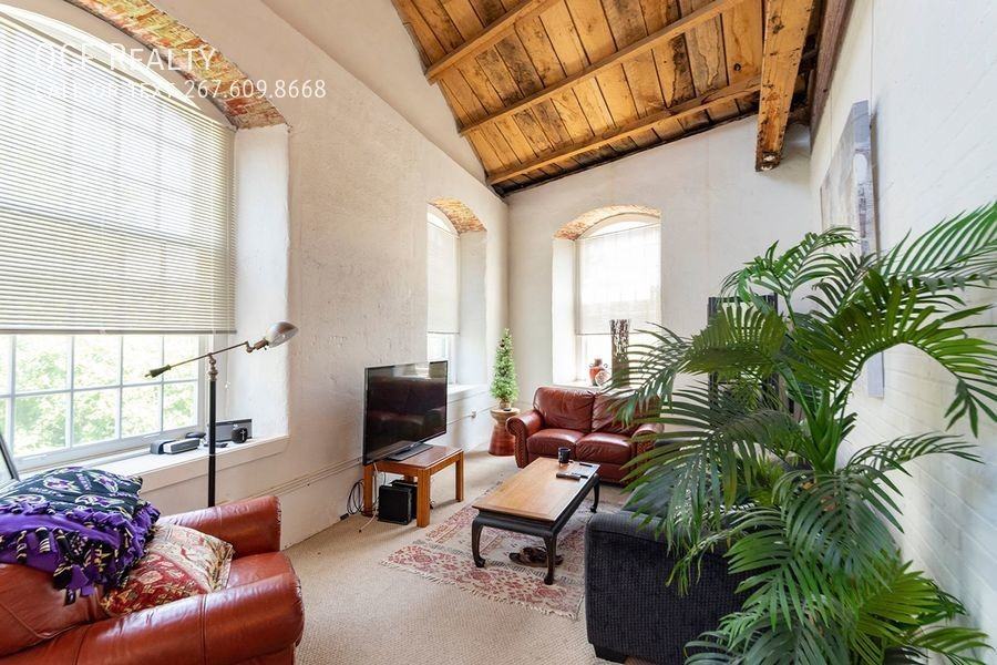 4 Leverington Ave - Watermill Lofts #306 - Photo 3 of 14