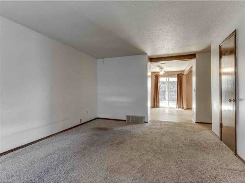 4108 Se 51st St - Photo 2 of 10