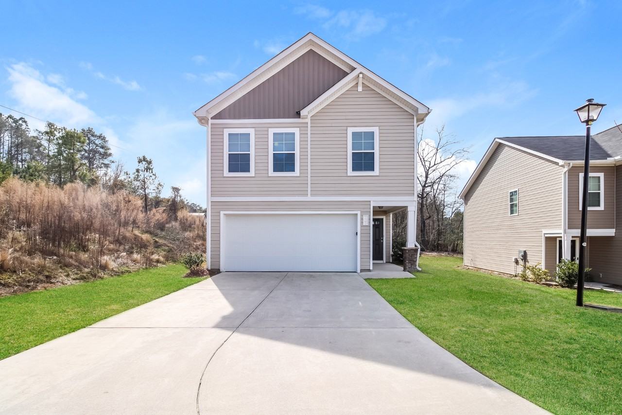 323 Longstone Ct