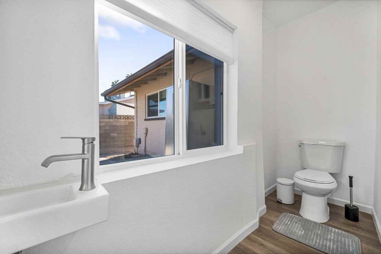 Janice Way - Photo 5 of 18