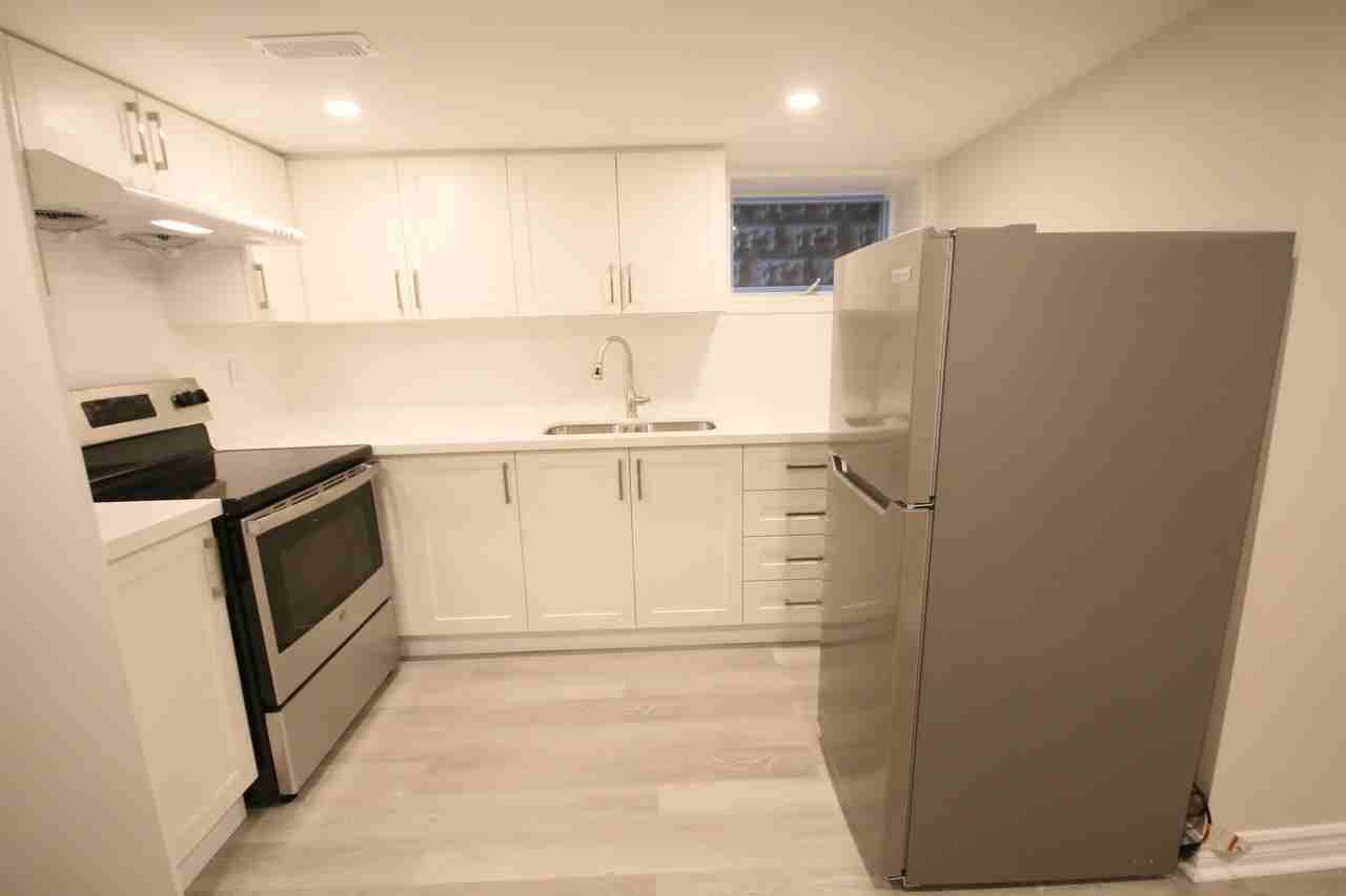 28 Sunnybrae Crescent