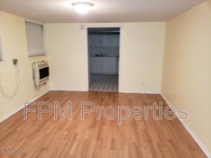 6348 Hyde Grove Ave - Photo 2 of 8