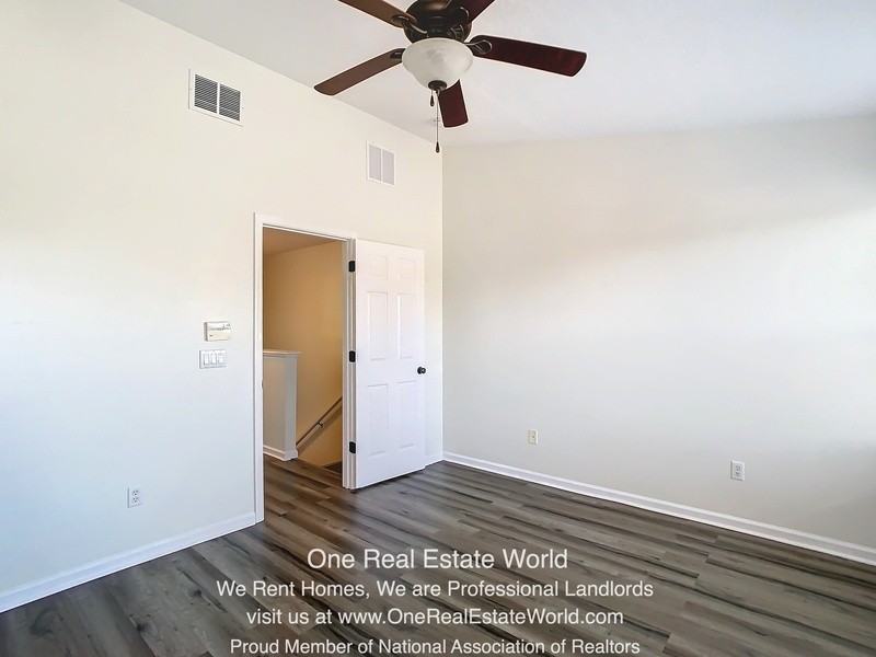 9155 Hunters Mill Dr - Photo 7 of 50