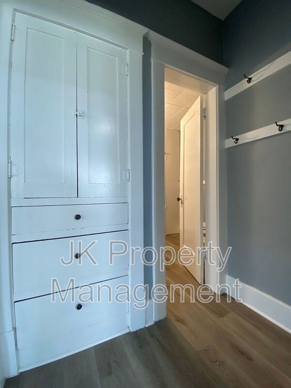 511 14th St N - Photo 6 of 10