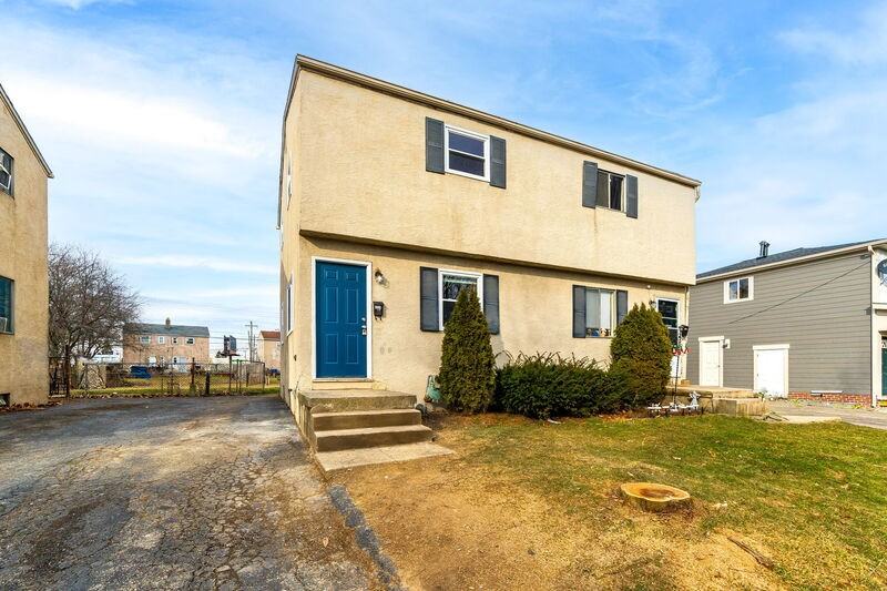 4036 Halsey Pl - Photo 2 of 28