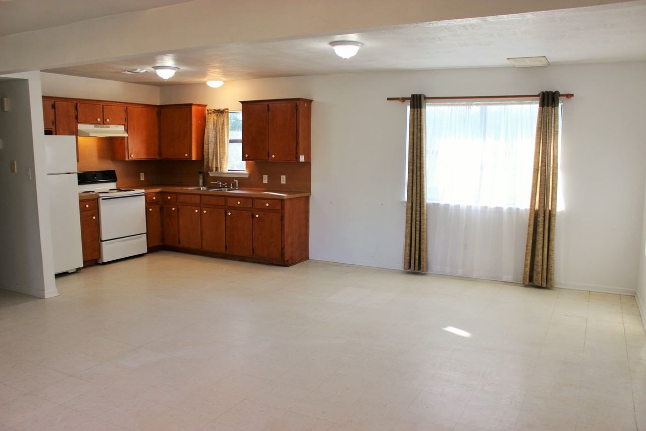 1030 Garden Street #1 - Photo 3 of 9