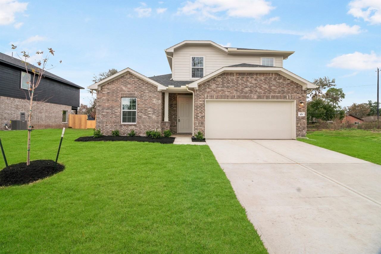 428 Magnolia Ln #428 - Photo 2 of 35