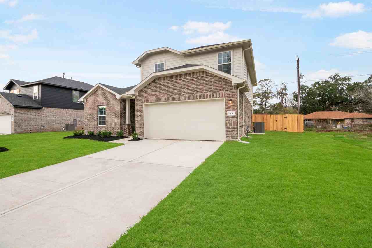 428 Magnolia Ln #428 - Photo 3 of 35