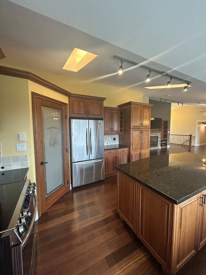 30025 Locklin Court - Photo 3 of 24