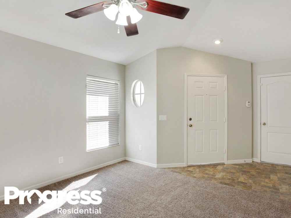 8423 Quarter Horse Dr - Photo 2 of 15