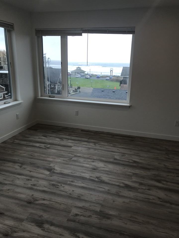 712 Nw 1st St #1 - Photo 5 of 17