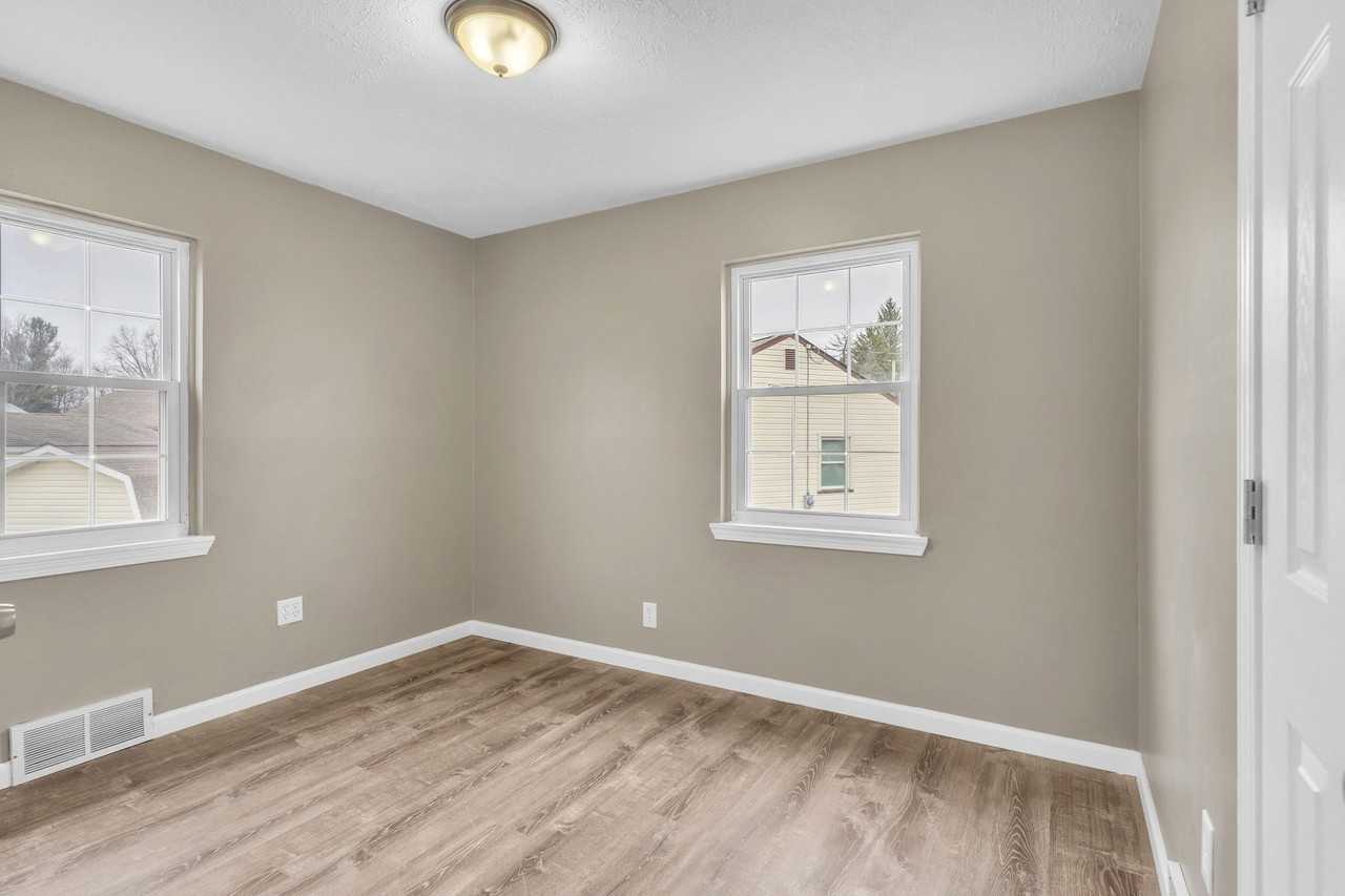 3226 Quentin Dr #1 - Photo 6 of 18