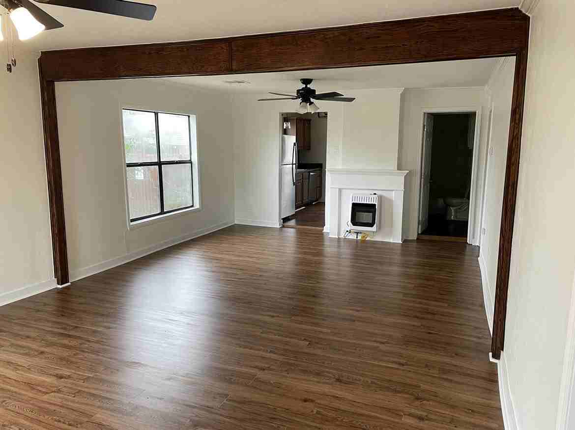 206 S Elm St #1 - Photo 7 of 10