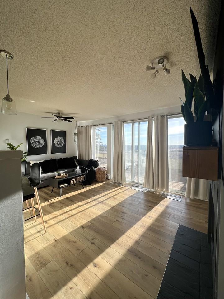 210 Village Terr Sw #6 - Photo 2 of 17