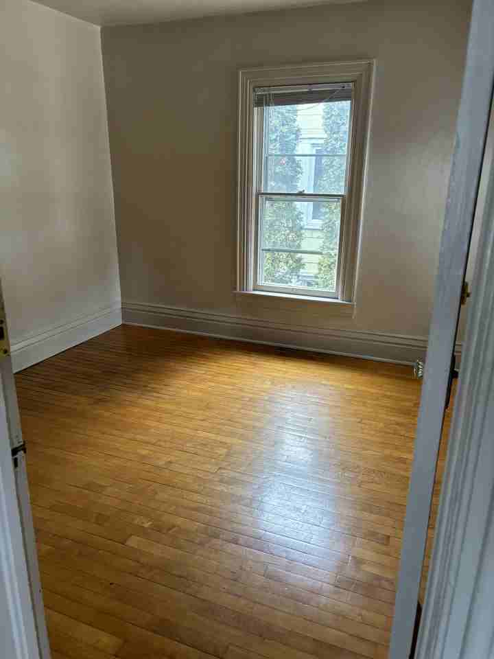 717 Scott Avenue - Photo 2 of 18