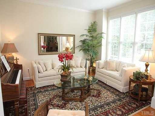 303 Crickentree Dr - Photo 2 of 15