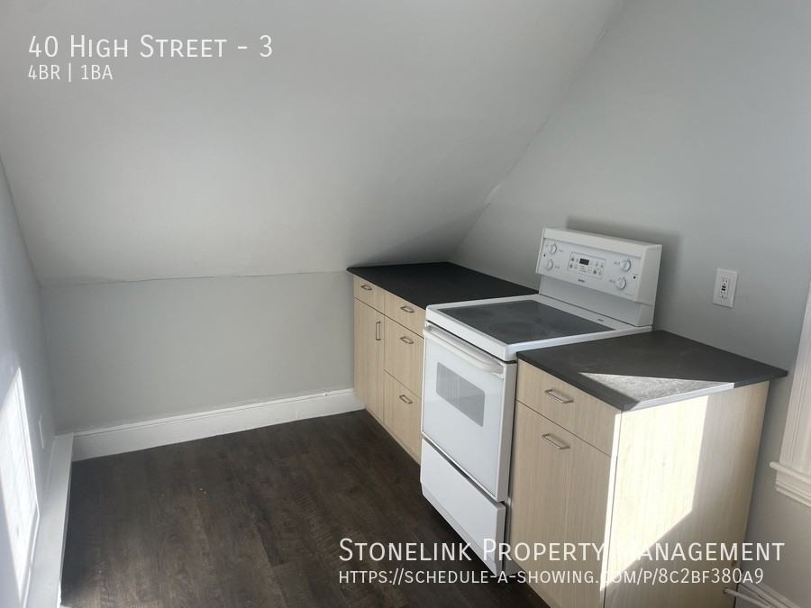 40 High St #3 - Photo 2 of 11