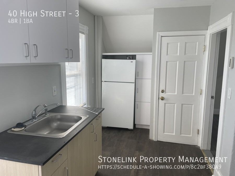 40 High St #3 - Photo 3 of 11