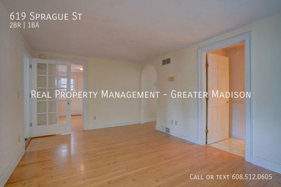 619 Sprague St - Photo 3 of 15