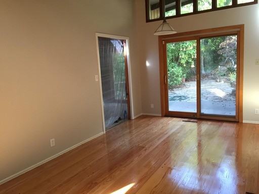 329 Rugby Ave - Photo 3 of 8