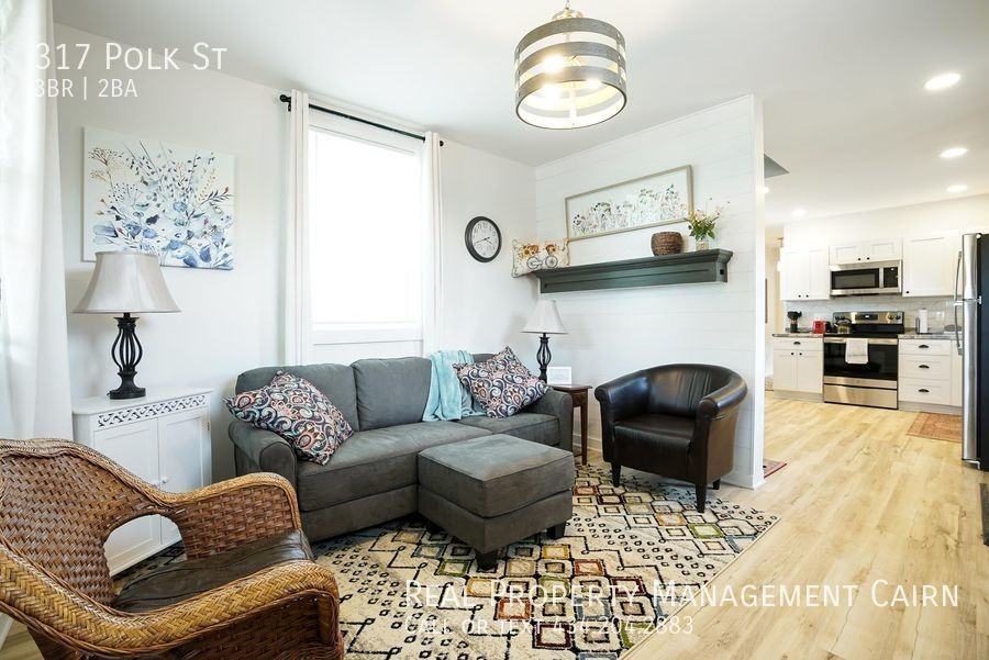 317 Polk St - Photo 3 of 14