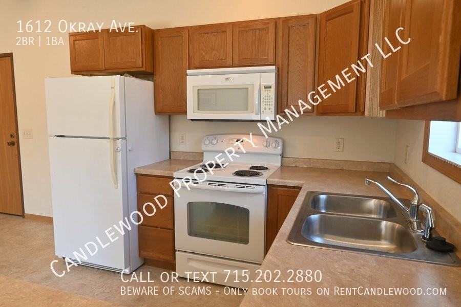 1612 Okray Ave - Photo 3 of 19