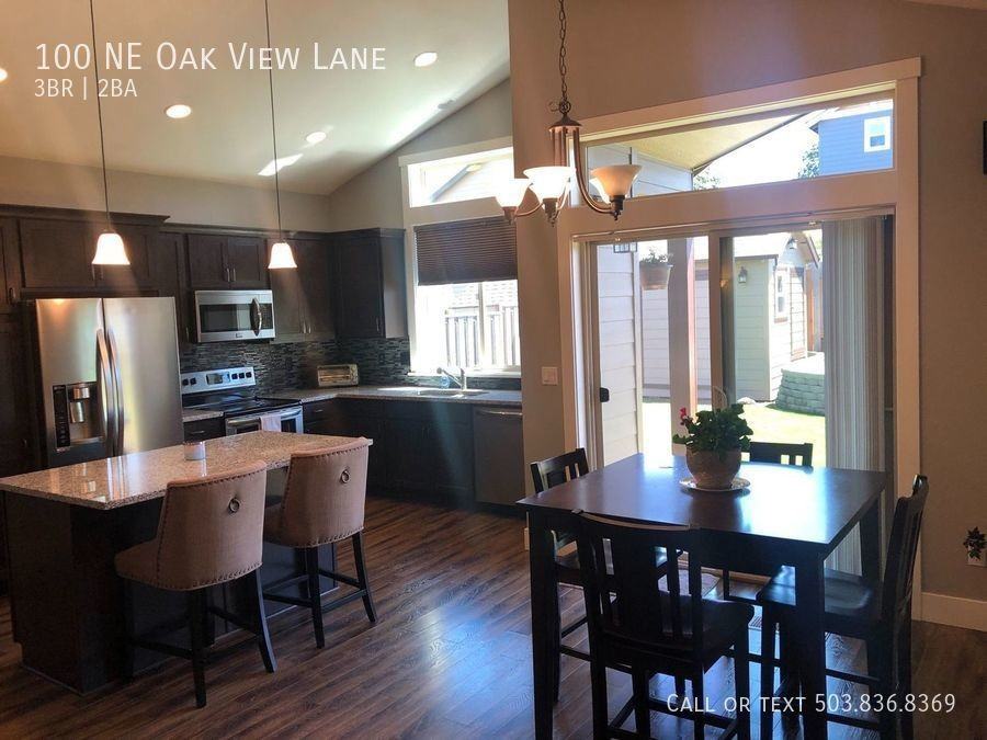 100 Ne Oak View Ln - Photo 3 of 19