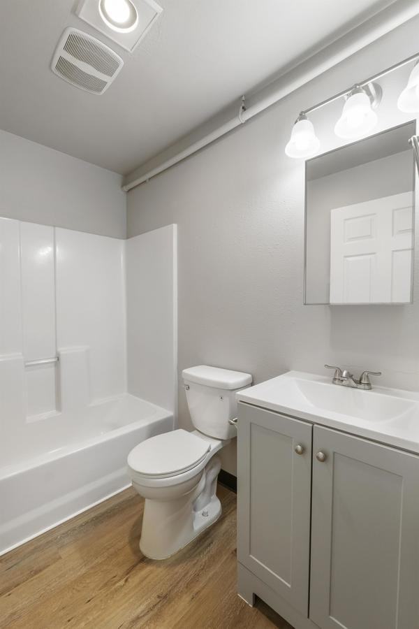 403 1/2 Garfield St S #19 - Photo 6 of 49