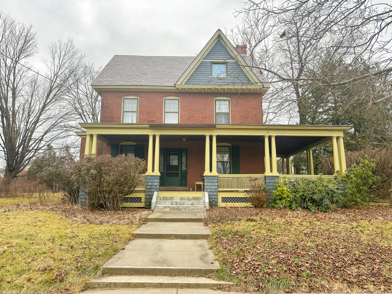 66 Prospect St - Photo 2 of 40