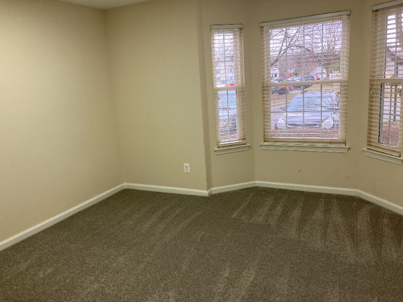 13524 Lord Sterling Pl - Photo 3 of 4