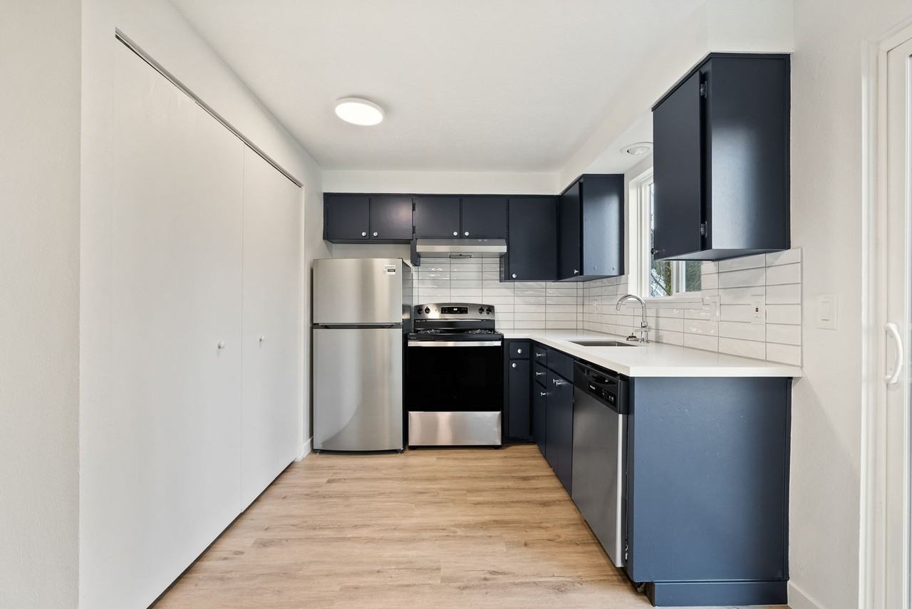 5427 Ne Killingsworth St #5427 - Photo 7 of 16