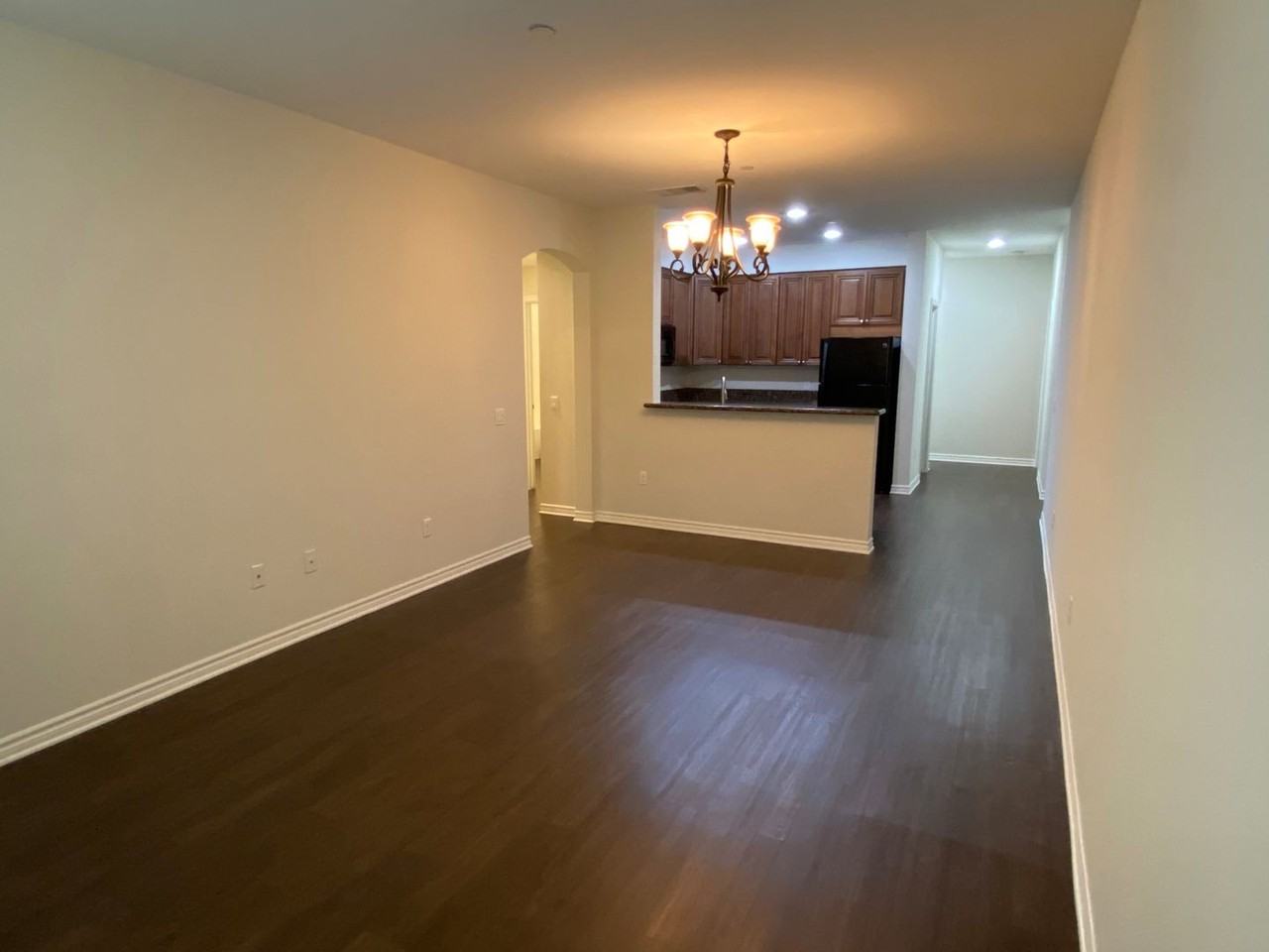 Santa Barbara Luxury Apartment Homes - Photo 5 of 50