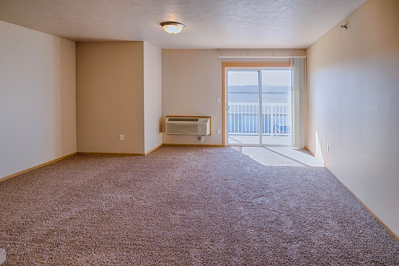 Lindenwood Apartments - Photo 2 of 9