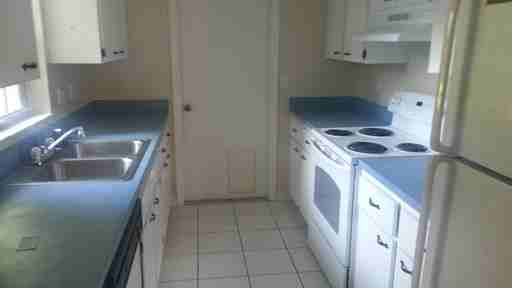 5246 Royal Oak Dr - Photo 2 of 11