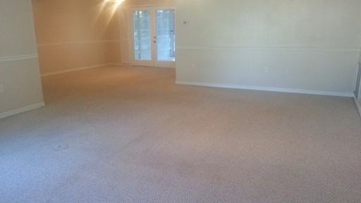 5246 Royal Oak Dr - Photo 3 of 11