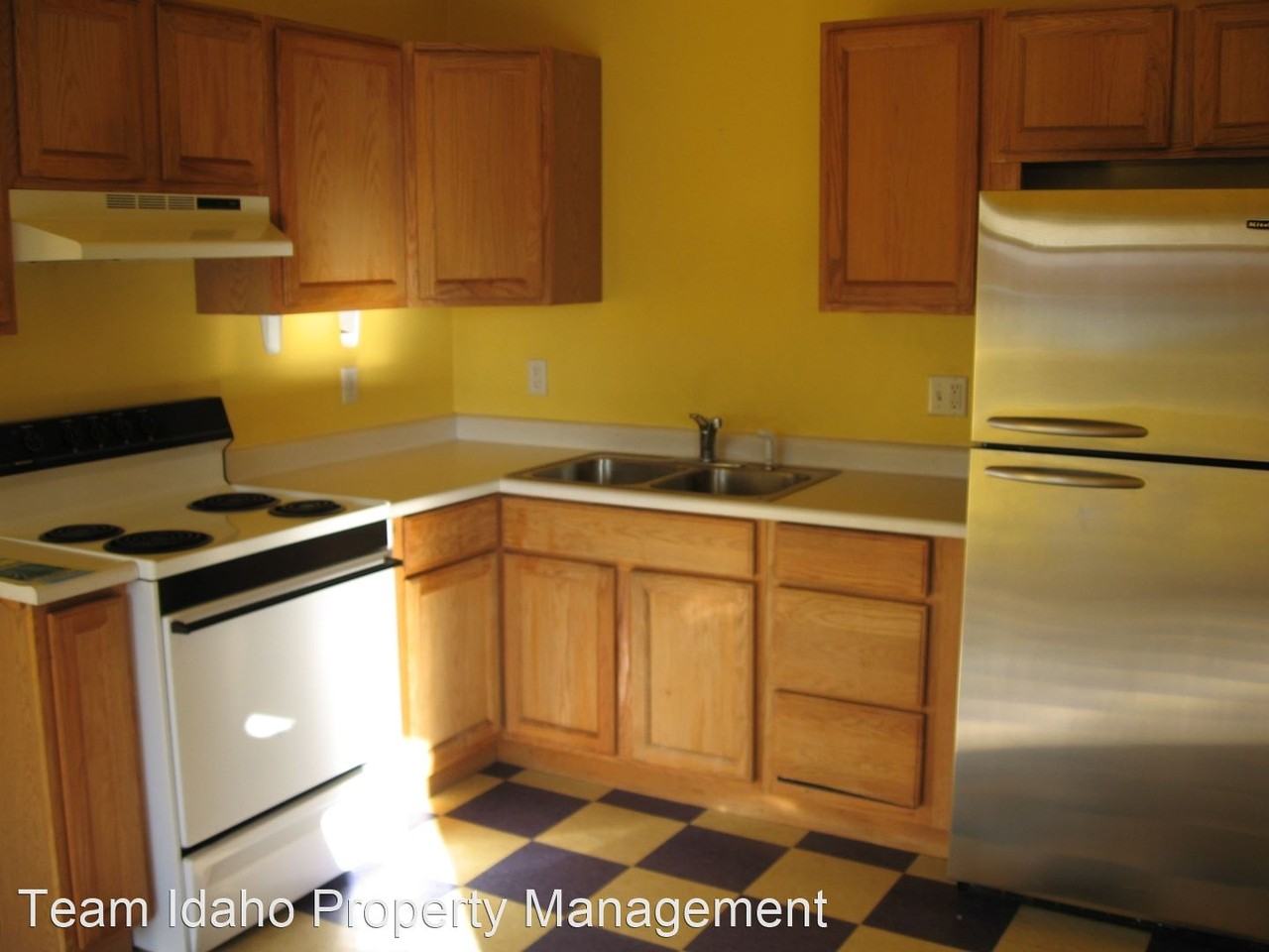 1006/1008 West A St. - Photo 2 of 11