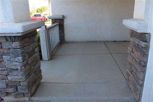 2452 Cesar E Chavez Dr - Photo 2 of 39