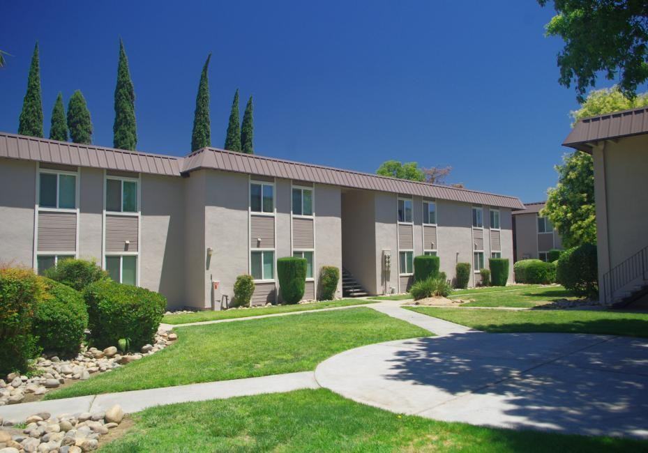 845-Windmere Apartments - Photo 3 of 10