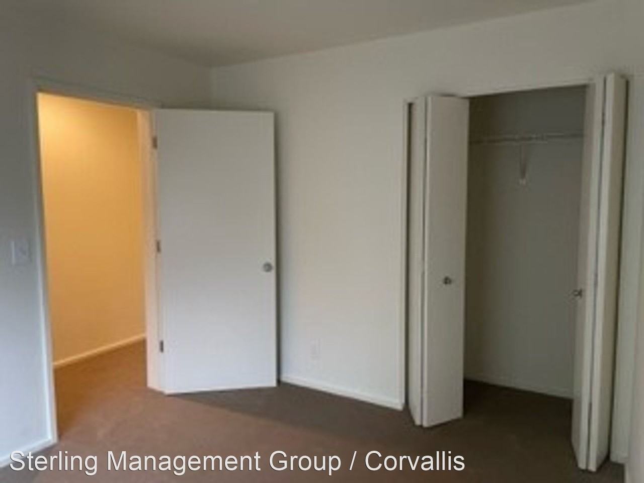 514 NW 21st Street - Photo 2 of 12