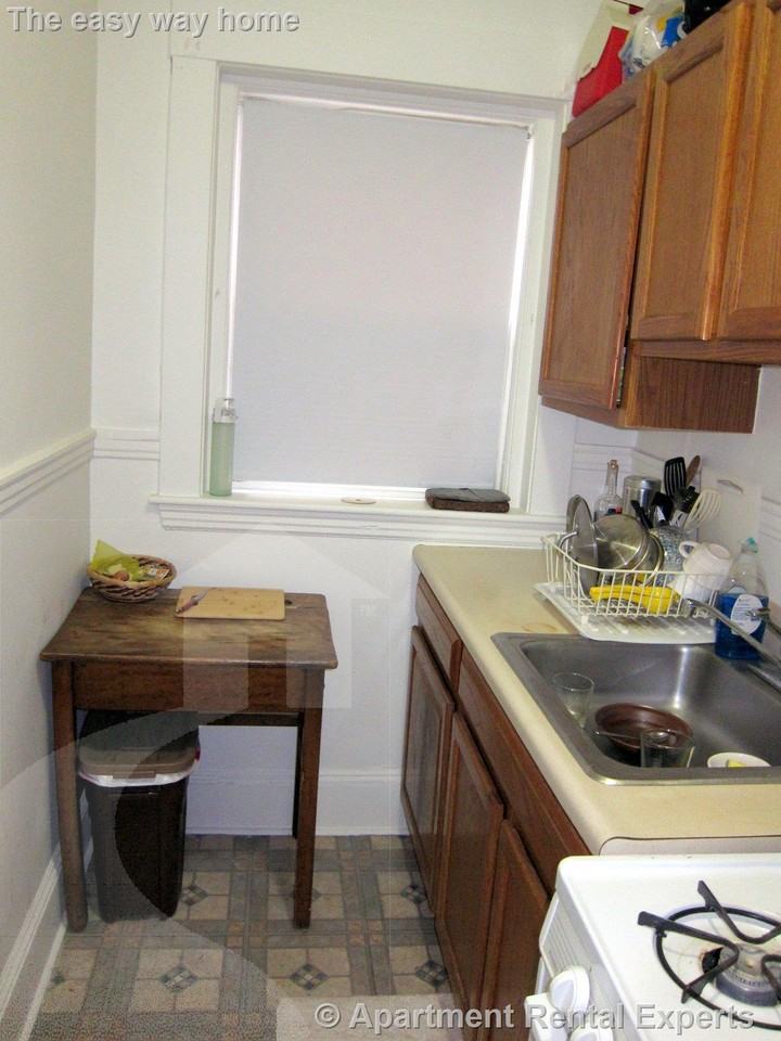 163 Summer St #9 - Photo 4 of 7