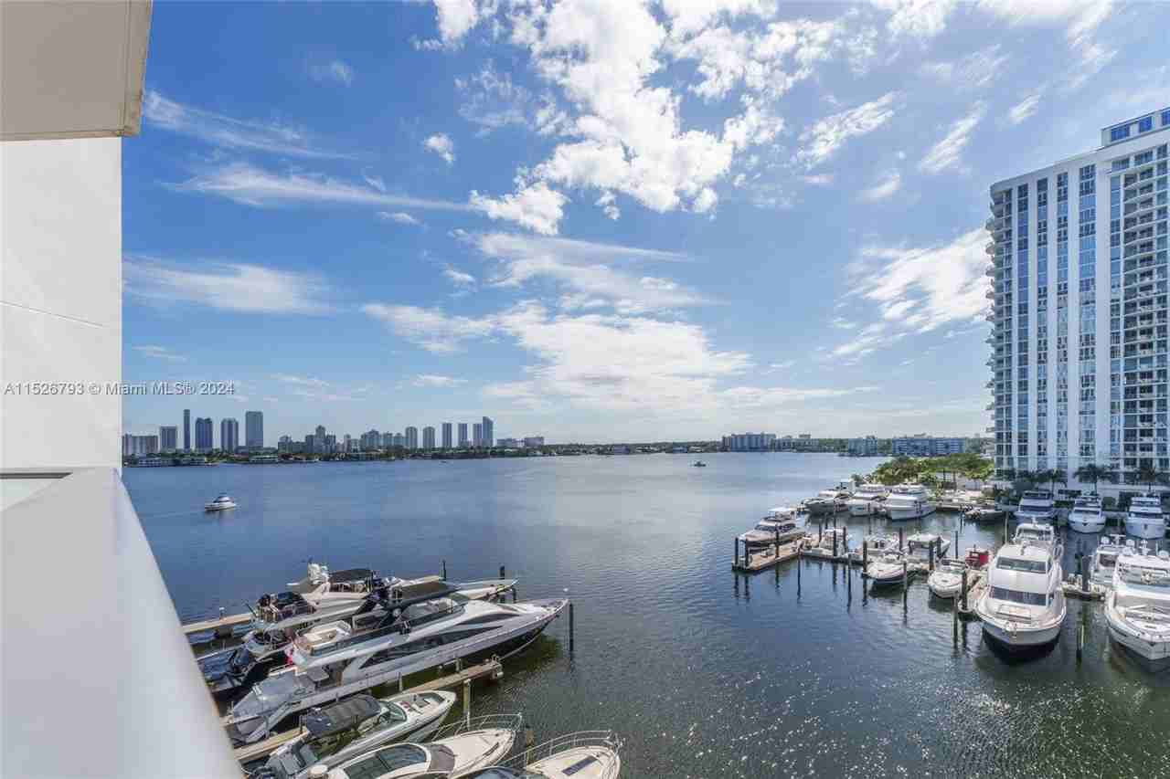 17301 Biscayne Blvd #507