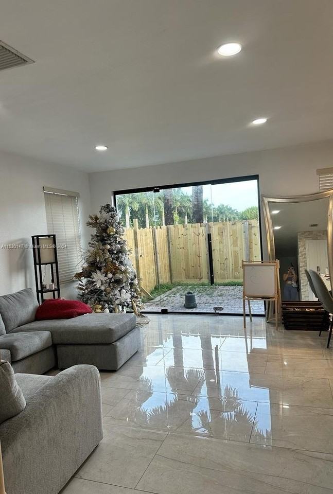 23421 Sw 112th Ct #23421 - Photo 2 of 8