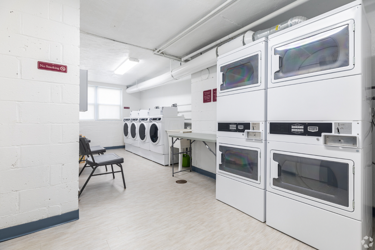 434-436 Lincoln Ave - Photo 7 of 18