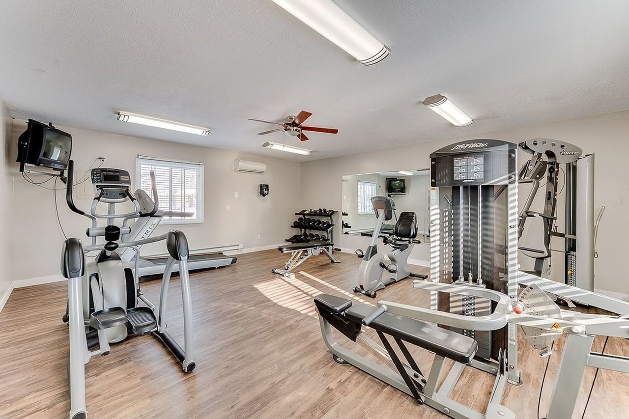 Lexington Hills Apartments - Photo 5 of 23